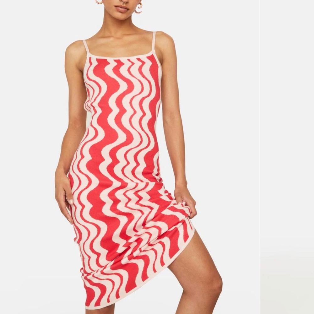 Pretty Garbage Wavy Print Midi Dress